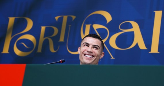 "To ambitna grupa, która jest głodna sukcesu i skoncentrowana. Jestem pewny, że mój wywiad nie zmieni atmosfery w szatni" - powiedział kapitan reprezentacji Portugalii Cristiano Ronaldo podczas konferencji prasowej na piłkarskich mistrzostwach świata w Katarze. Dodał, że jego zdaniem reprezentacja Portugalii ma ogromny potencjał. „Myślę, że na pewno możemy wygrać, ale musimy się skupić na najbliższym meczu” – podkreślił. Poprosił też dziennikarzy, by przestali o niego pytać.