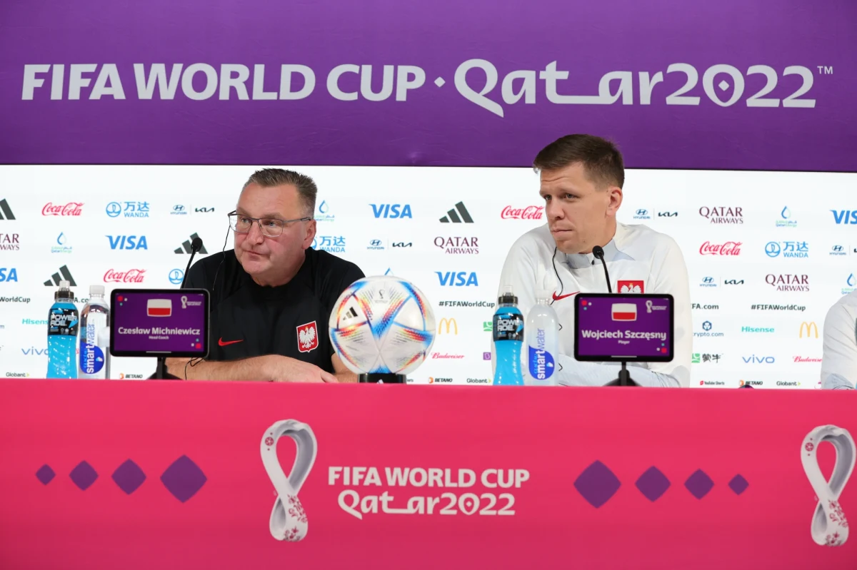 Trener Czesław Michniewicz przyznał, że wie już, w jakim składzie i ustawieniu piłkarska reprezentacja Polski zagra jutro w meczu z Meksykiem. "Dzisiaj wieczorem dowiedzą się o tym piłkarze" - dodał na konferencji prasowej.
