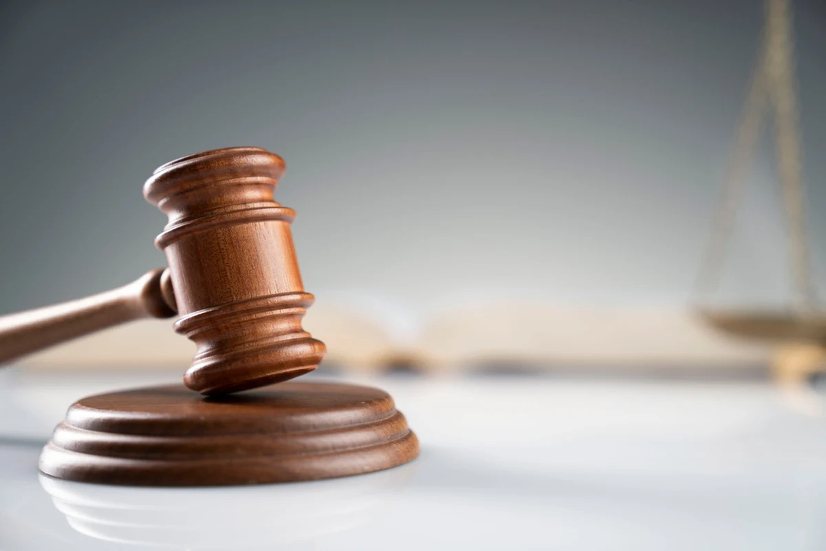 Na sześć lat więzienia skazał sąd byłą prezes Bractwa Miłosierdzia im. św. Brata Alberta w Lublinie. Monika S. oskarżona była m.in. o wyłudzanie kredytów, podrabianie dokumentów i przywłaszczenie ponad 180 tys. zł z kasy organizacji charytatywnej.