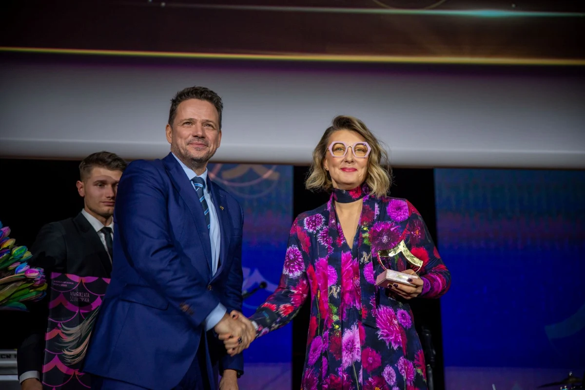 Edukatorka Małgorzata Szumowska otrzymała tytuł Warszawianka Roku 2022. Specjalny tytuł Warszawianki Pokoleń przyznano działaczce podziemia niepodległościowego, Wandzie Traczyk-Stawskiej. W poniedziałek, 21 listopada w czasie uroczystej gali wręczono nagrody laureatkom.