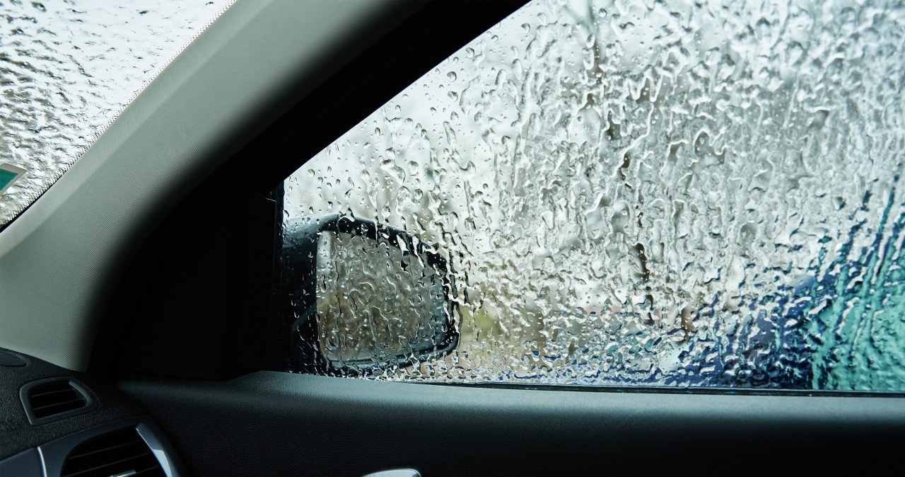 Tego nie zostawiaj zimą w aucie. Trzeba będzie sprzątać albo wyrzucić sprzęt