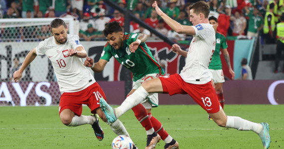Meksykańskie media po bezbramkowym remisie z Polską twierdzą, że losy rywalizacji w grupie C są uzależnione od postawy jej faworyta - Argentyny. "Albicelestes" w środę przegrali sensacyjnie z Arabią Saudyjską 1:2. Tamtejsi komentatorzy podkreślają, że ich zespół zasługiwał na wygraną w pojedynku z Polską.