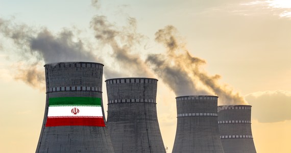 Międzynarodowa Agencja Energii Atomowej (MAEA) potwierdziła we wtorek wieczorem, że Iran rozpoczął wzbogacanie uranu do 60 proc. Wkrótce potem Francja, Wielka Brytania i Niemcy wydały wspólne oświadczenie potępiające Teheran za plan dalszego rozwoju programu nuklearnego.