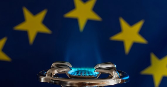 ​Zanosi się na ostre starcie w trakcie dzisiejszego spotkania unijnych ministrów ds. energii - informuje dziennikarka RMF FM w Brukseli Katarzyna Szymańska-Borginon. Kwestia pułapu cenowego gazu nadal dzieli Unię Europejską. Mimo że Komisja Europejska po wielu miesiącach sporów zaproponowała pułap cenowy na gaz, grupa kilkunastu krajów - na czele z Polską, Francją, Hiszpanią, Grecją i Belgią - protestuje.