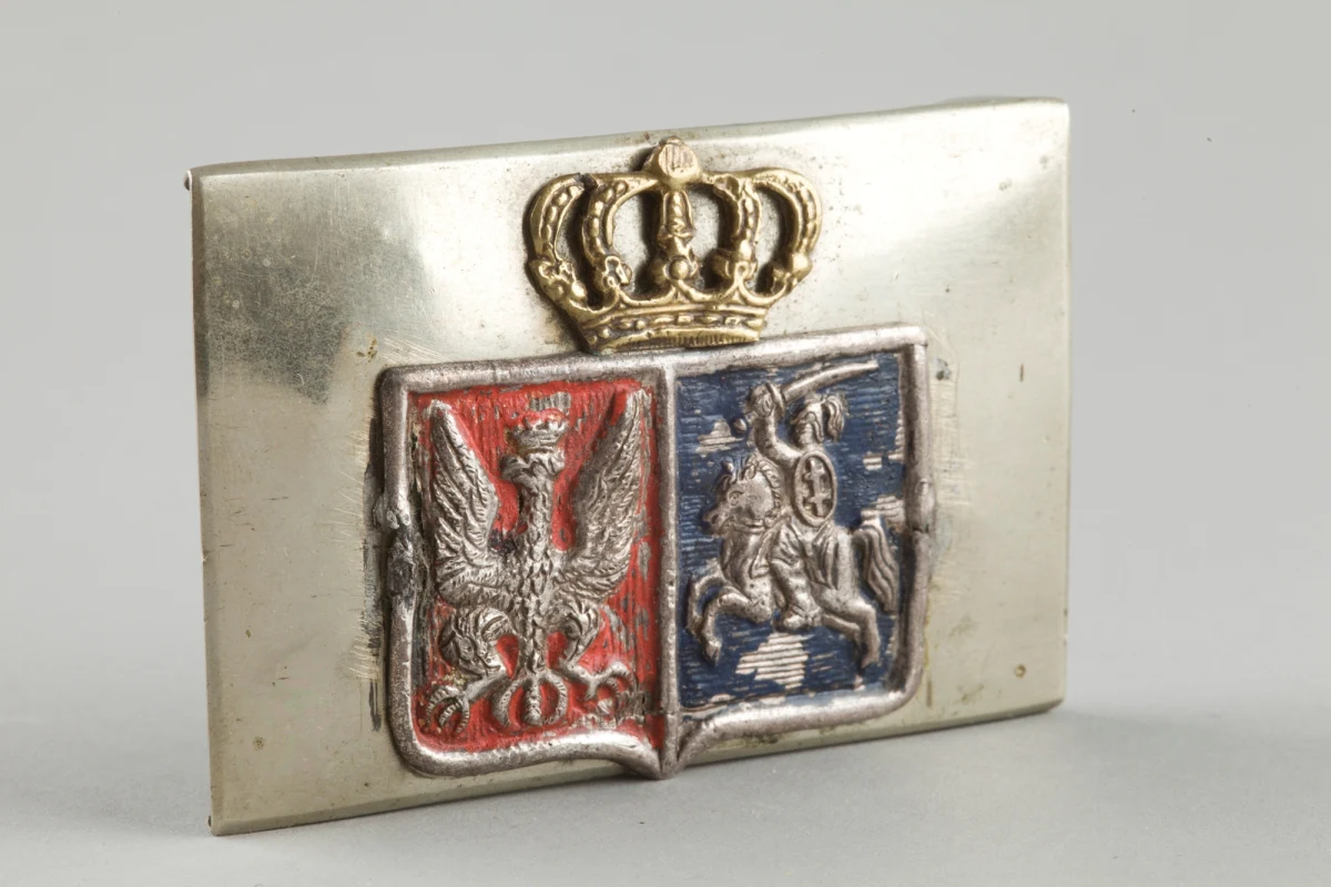 ​W Galerii Sztuki Polskiej XIX wieku w krakowskich Sukiennicach można oglądać nową wystawę poświęconą Powstaniu Styczniowemu. Na eskpozycji zaprezentowane zostały grafiki i obrazy przedstawiające najważniejsze postaci i wydarzenia styczniowego zrywu oraz pamiątki i broń po powstańcach.