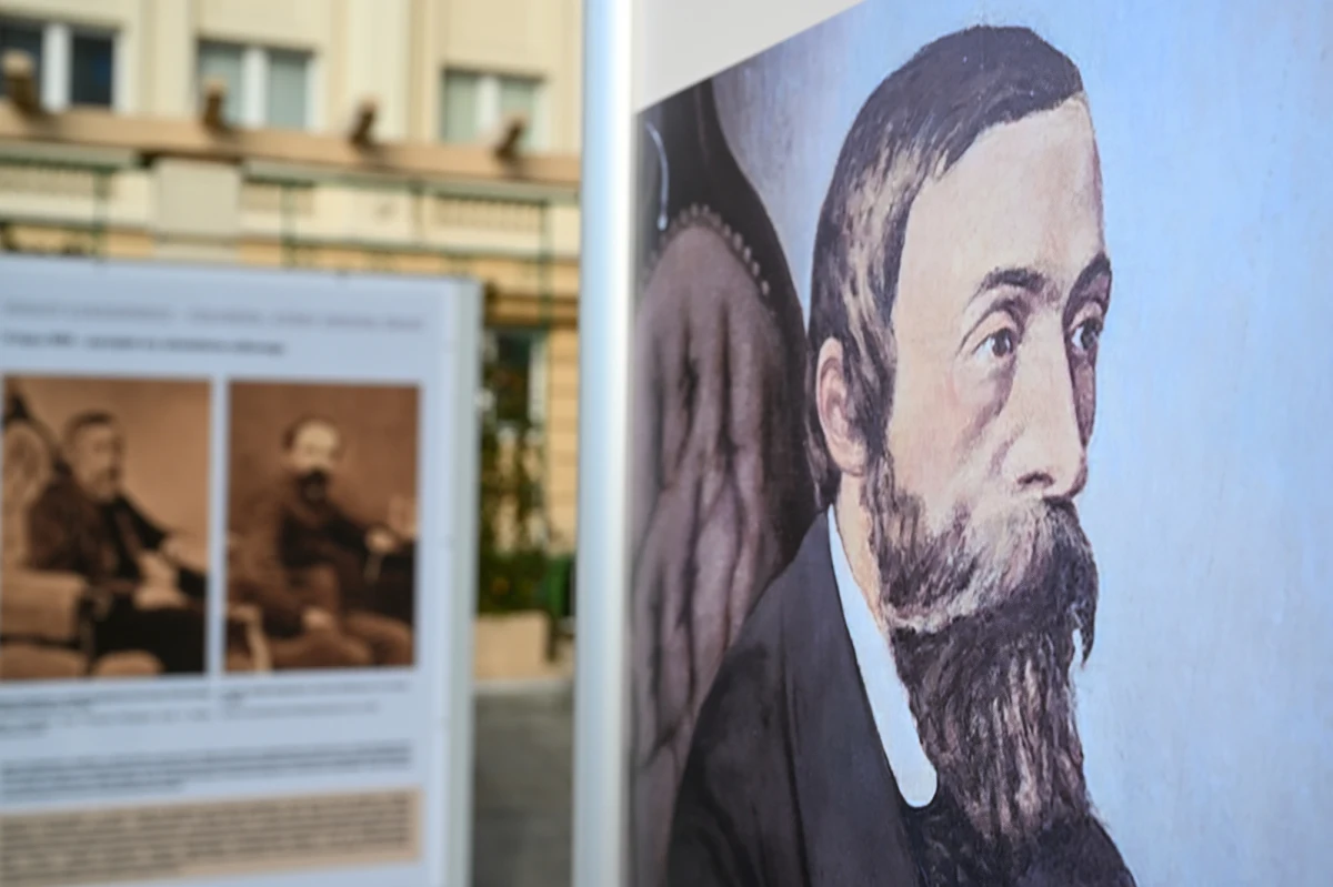 ​Mural przedstawiający postać wynalazcy lampy naftowej i pioniera przemysłu naftowego w Europie - Ignacego Łukasiewicza odsłonięto w czwartek po południu na jednym z budynków Politechniki Rzeszowskiej (PRz). Uczelnia od 1974 roku nosi imię tego wynalazcy.