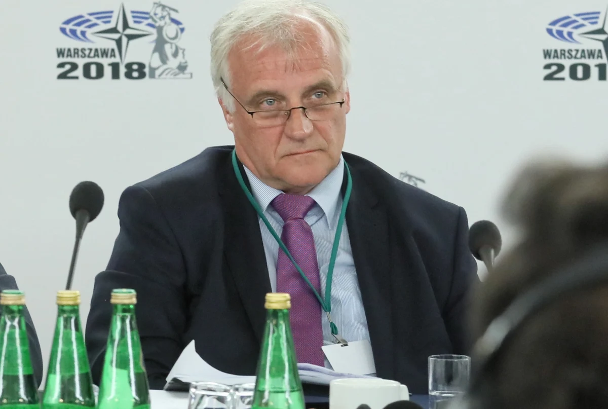 "Nie ma na dziś zgody politycznej większości państw członkowskich NATO, aby sojusz był obecny w sensie wojskowym w Ukrainie" - mówił w rozmowie 7 pytań o 7:07 w internetowym Radiu RMF24 Robert Pszczel, były szef biura informacji NATO w Moskwie. 