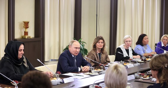 Władimir Putin spotkał się z matkami rosyjskich żołnierzy, którzy biorą udział w wojnie w Ukrainie. Mówił im, że "wszyscy kiedyś umrzemy".