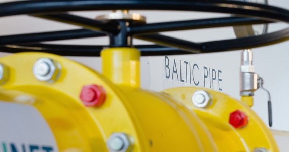 Przepływ gazu Baltic Pipe zostanie w poniedziałek czasowo wstrzymany za względów technicznych. We wtorek 29 listopada br. zostanie oddana do użytku tłocznia w Południowej Zelandii, a przepływ gazu będzie sukcesywnie zwiększany do pełnej wydajności 30 listopada br. - poinformował Energinet.