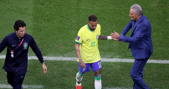 "Będzie bolało, ale jestem pewien, że wrócę i zrobię wszystko, co w mojej mocy, aby pomóc mojemu krajowi, moim towarzyszom i sobie" - napisał na Instagramie Neymar, piłkarz reprezentacji Brazylii. Napastnik w czwartek doznał kontuzji stawu skokowego podczas meczu z Serbią (2:0).