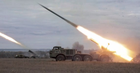 Jak informuje "The New York Times", Pentagon stworzył specjalną bazę, w której naprawiana jest ukraińska artyleria. Zdaniem dziennikarzy, baza istnieje na terytorium Polski.