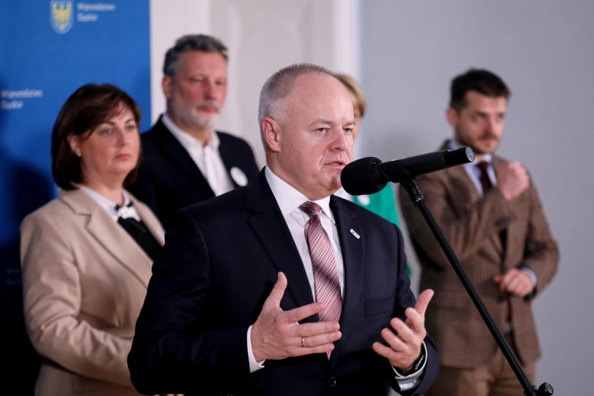 Zwołanie nadzwyczajnej sesji Sejmiku Woj. Śląskiego poświęconej m.in. nieprawidłowościom w Funduszu Górnośląskim zapowiedzieli w sobotę przedstawiciele śląskiej Platformy Obywatelskiej. Jak przekonywali, sejmik to miejsce, gdzie powinny publicznie wybrzmieć najbardziej bulwersujące sprawy.