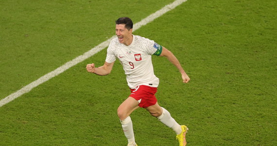 "Mimo pierwszego gola, przy którym asystowałem, to jednak zdobycie bramki w mundialu jest dla napastnika spełnieniem marzeń" - powiedział Robert Lewandowski po zwycięstwie 2:0 z Arabią Saudyjską na mundialu w Katarze.