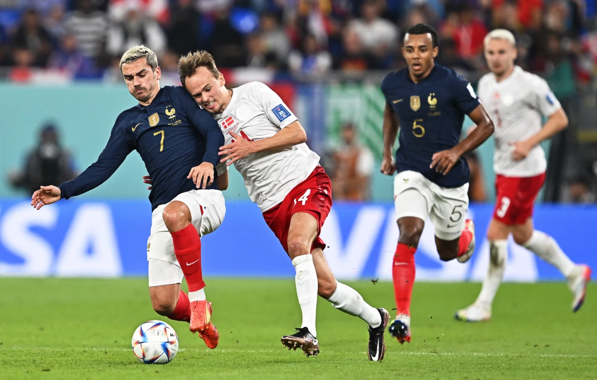 Francja pokonała Danię i zapewniła sobie udział w 1/8 finału mundialu. Dwie bramki dla "Trójkolorowych" zdobył Kylian Mbappe. Gola dla Duńczyków zdobył natomiast Andreas Christensen. 