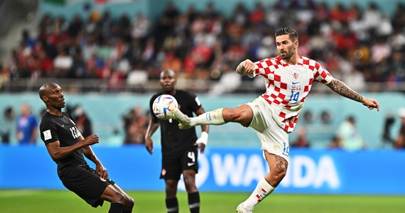 Chorwacja pokonała Kanadę 4:1 w drugim niedzielnym meczu grupy F na mundialu w Katarze. Taki wynik sprawia, że zespół spod znaku klonowego liścia stracił szansę na awans do 1/8 finału turnieju. 