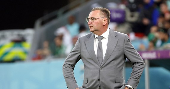 "Jeden piłkarz nie zatrzyma Messiego - musimy to robić zespołowo" - przyznał selekcjoner polskich piłkarzy Czesław Michniewicz przed środowym meczem z Argentyną w grupie C mundialu w Katarze. Jak zaznaczył trener Biało-czerwonych, to będzie mecz Polski z Argentyną, a nie jedynie dwóch wybitnych piłkarzy między sobą.