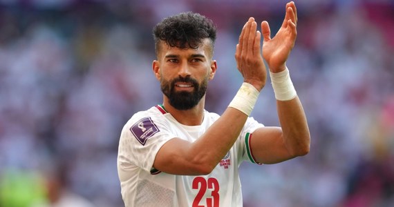 Iran nie sprostał Stanom Zjednoczonym w rozgrywkach grupy B mistrzostw świata w piłce nożnej w Katarze. Christian Pulisic w 38. minucie zdobył jedynego gola w meczu, zapewniając Amerykanom zwycięstwo 1:0. 