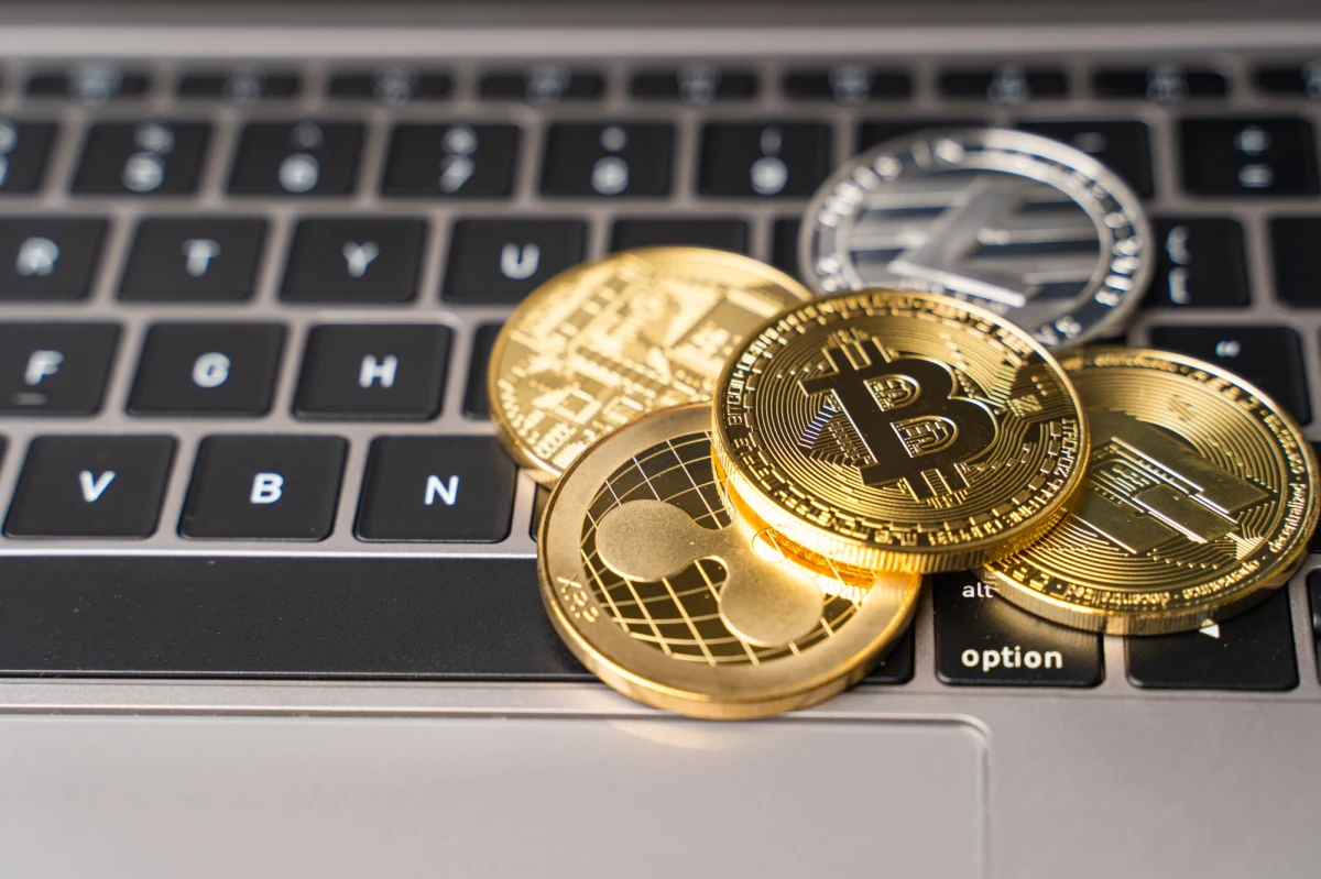 Rosyjski kryptowalutowy miliarder Wiaczesław Taran zginął w katastrofie swojego prywatnego śmigłowca, który w zeszłym tygodniu rozbił się na francuskiej Riwierze. Jest on trzecim potentatem działającym na rynku kryptowalut, który zmarł w ostatnim czasie. 