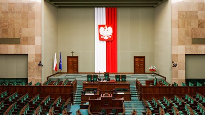 Sejmowe komisje odroczyły posiedzenie ws. zmian w konstytucji
