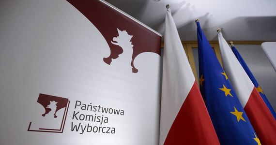 PKW alarmuje, że przepisy wprowadzające jawność finansów partii zostały sformułowane wadliwie – informuje "Rzeczpospolita".