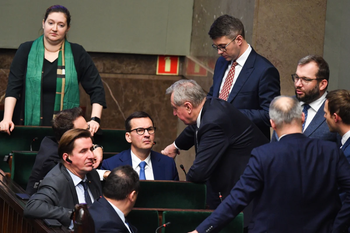 W Sejmie nie odbyło się głosowanie nad projektem uchwały o uznaniu Rosji za państwo sponsorujące terroryzm. Oburzenie opozycji wywołała poprawka do projektu uchwały zgłoszona przez PiS.