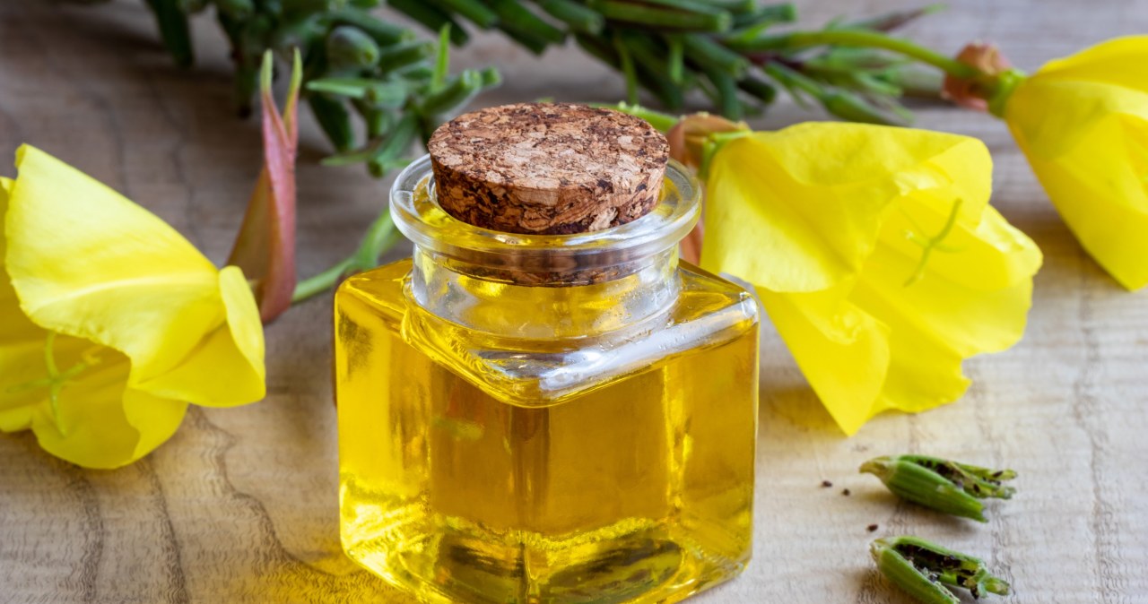 Jesienią i zimą nacieram nim twarz. Odżywia i chroni przed wysuszeniem