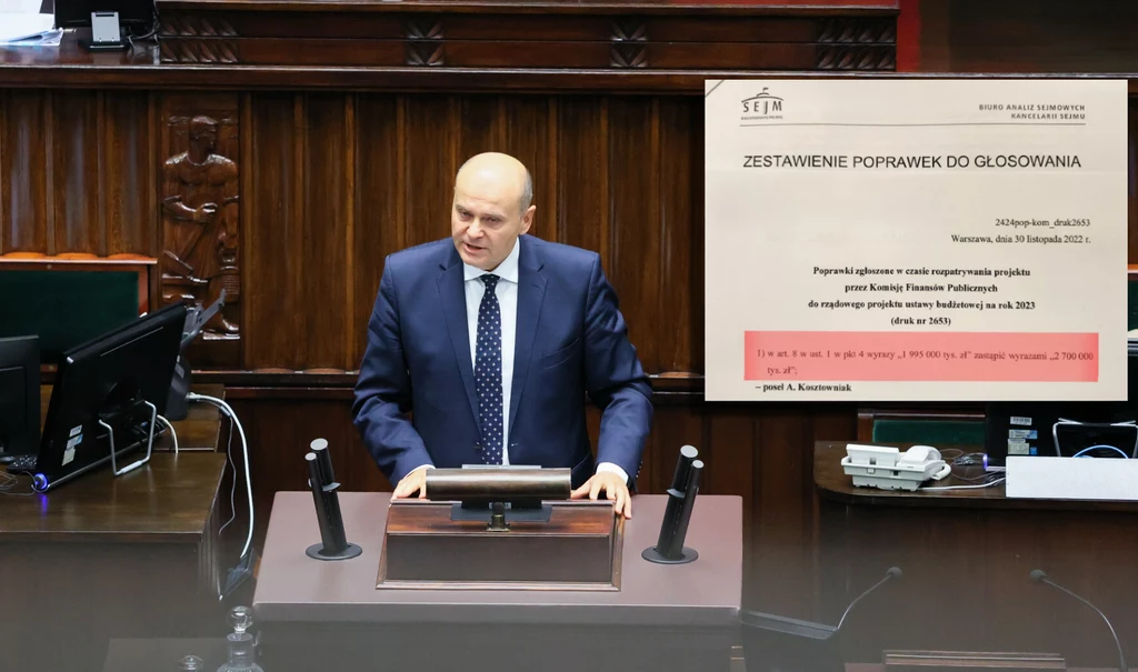 Andrzej Kosztowniak, szef sejmowej komisji finansów publicznych na mównicy sejmowej