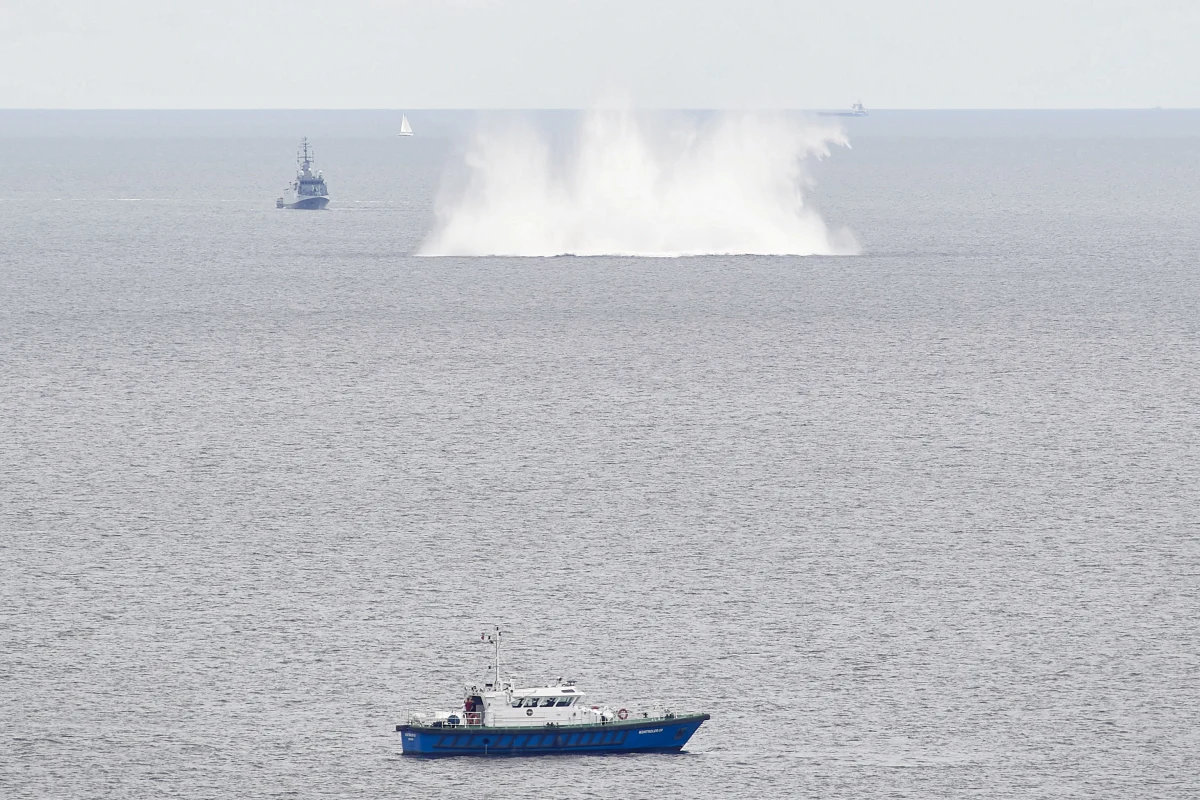 Neutralizacja miny morskiej planowana jest jutro na Zatoce Gdańskiej. Chodzi o obiekt z II Wojny Światowej, leżący na terenie portu Gdynia. Wyznaczono specjalne strefy bezpieczeństwa.