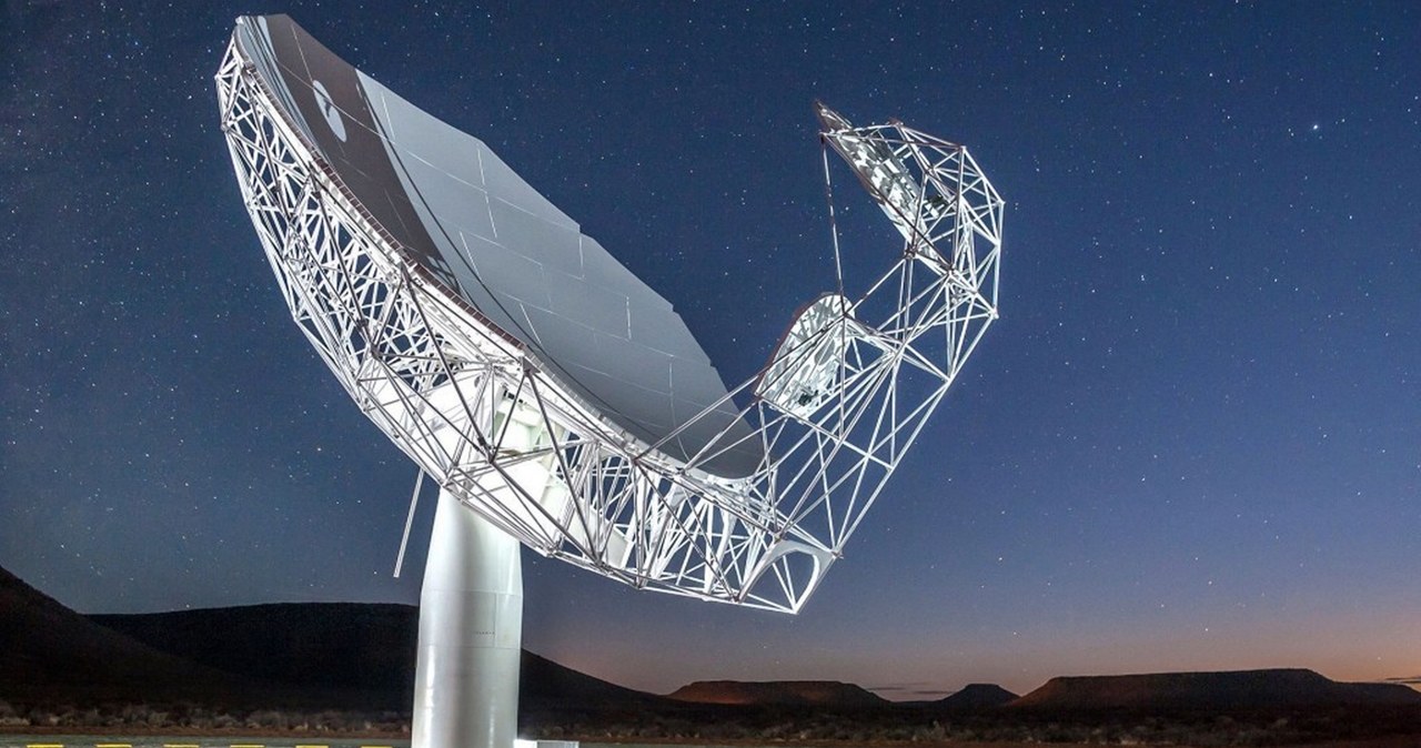 Astronomowie z Breakthrough Initiatives chwalą się, że w ramach projektu Listen, niebawem rozpoczną poszukiwania obcych cywilizacji za pomocą jednej z największych sieci  radioteleskopów na południowej półkuli o wymownej nazwie MeerKAT.