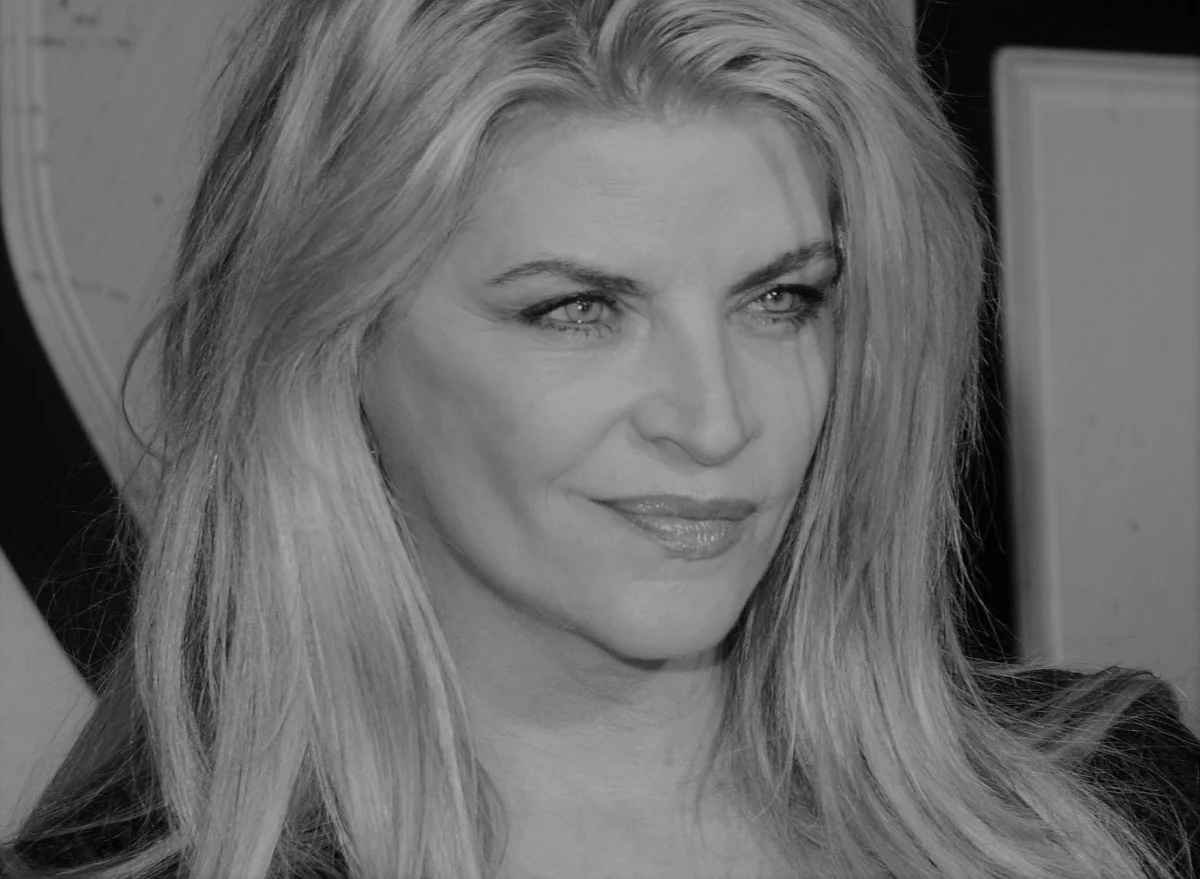 Nie żyje aktorka Kirstie Alley - dwukrotna laureatka nagrody Emmy przyznawanej za osiągnięcia w twórczości telewizyjnej. Jak poinformowała rodzina i jej agent, artystka zmarła z powodu niedawno zdiagnozowanej choroby nowotworowej. Miała 71 lat.