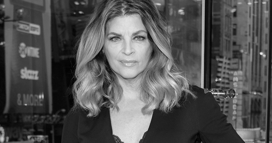 Nie żyje aktorka Kirstie Alley, gwiazda serialu "Północ-Południe" oraz filmowej serii "I kto to mówi". Od dłuższego czasu zmagała się z chorobą nowotworową. Miała 71 lat.