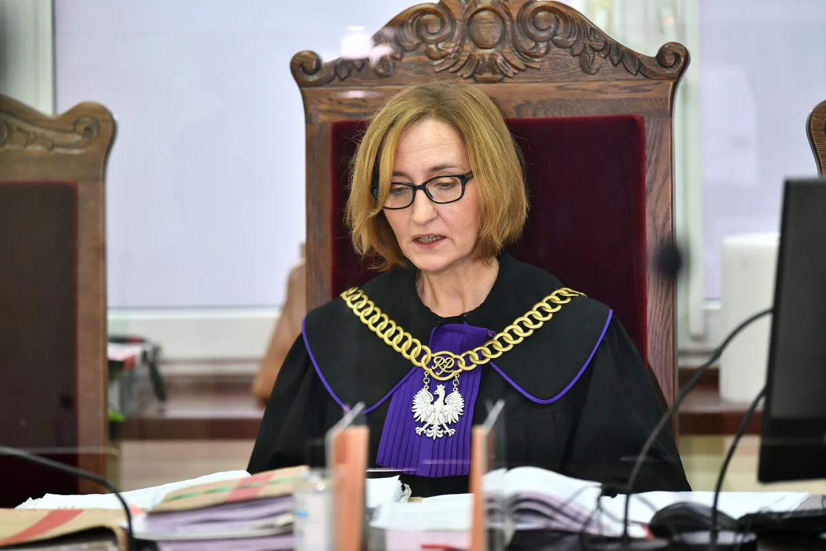 2 lata bezwzględnego więzienia za celowe i świadome okaleczenie psa poprzez wlanie mu do pyska żrącego płynu do czyszczenia toalet - taki wyrok wydał dziś Sąd Okręgowy we Wrocławiu. Oskarżony Marcin W. nie przyznał się do winy.

