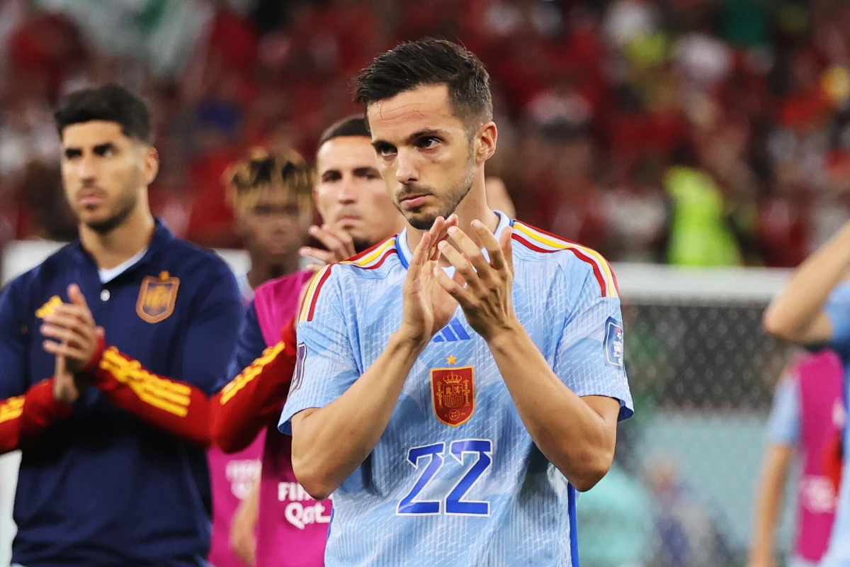 Hiszpańskie media surowo oceniają swoją reprezentację piłkarską, która przegrała z Marokiem w 1/8 finału mistrzostw świata po bezbramkowym spotkaniu i dogrywce 0-3 w karnych. Porażkę i wyeliminowanie ekipy “La Roja” nazywają “zatonięciem”.
