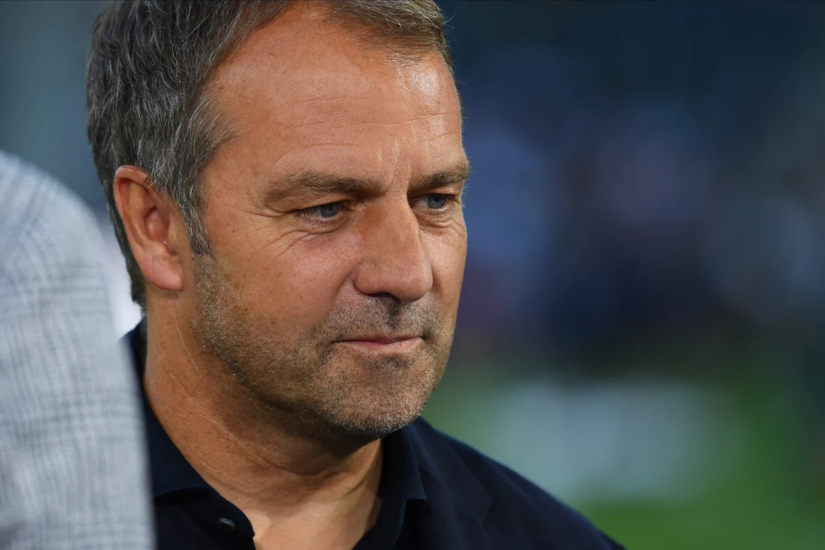 Mimo klęski na mundialu w Katarze Hansi Flick pozostanie selekcjonerem piłkarskiej reprezentacji Niemiec - zdecydował niemiecki związek piłki nożnej (DFB).