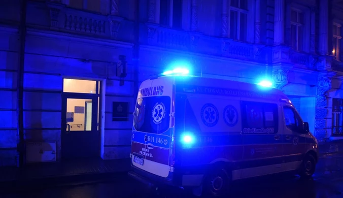 Seniorka udaremniła napad na bank. W ruch poszła kula ortopedyczna