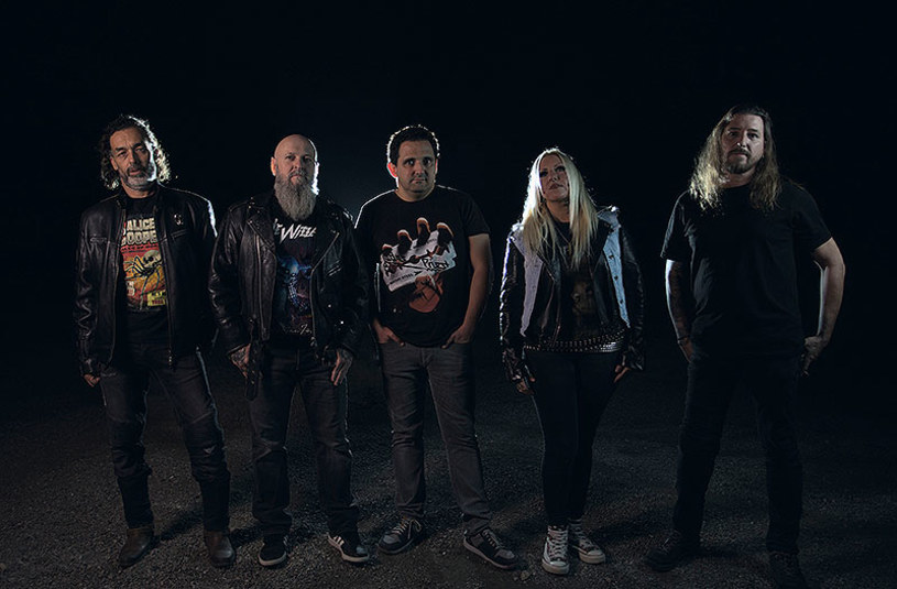 Heavymetalowa grupa Sons Of Cult odlicza już dni do premiery pierwszego longplaya.