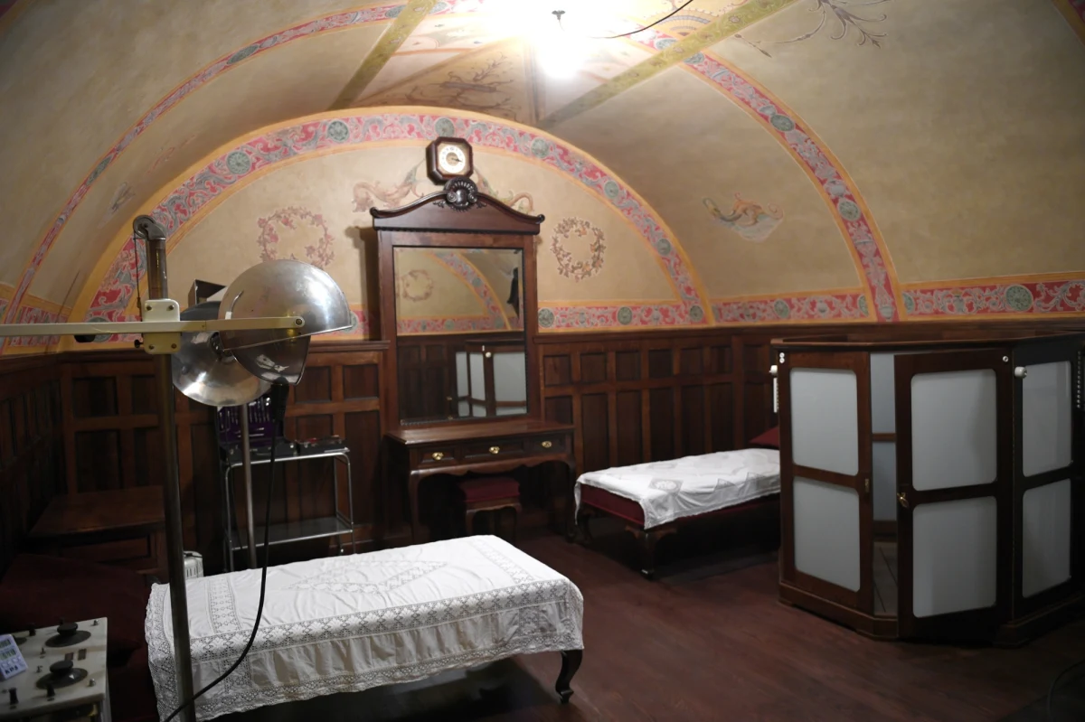 Do 22 grudnia turyści odwiedzający Muzeum – Zamek w Łańcucie mogą za symboliczną złotówkę zwiedzić Łaźnie Rzymskie, nazywane ordynackim spa. Znajdują się one w piwnicach rezydencji. 