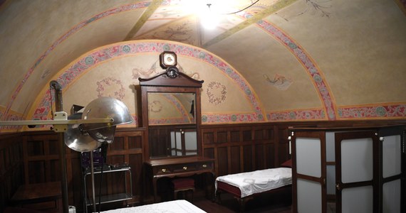 Do 22 grudnia turyści odwiedzający Muzeum – Zamek w Łańcucie mogą za symboliczną złotówkę zwiedzić Łaźnie Rzymskie, nazywane ordynackim spa. Znajdują się one w piwnicach rezydencji. 
