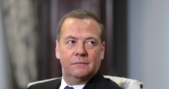 Dmitrij Miedwiediew powiedział, że jest możliwe przywrócenie w Rosji kary śmierci. "Jest to do wykonania bez zmiany konstytucji" - dodał wiceprzewodniczący Rady Bezpieczeństwa Federacji Rosyjskiej.