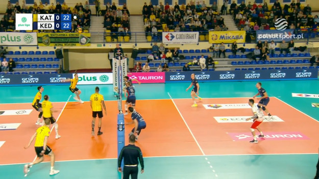 Skrót meczu 14. kolejki PlusLigi GKS Katowice – Grupa Azoty ZAKSA Kędzierzyn-Koźle 1:3 (31:29, 14:25, 21:25, 19:25).

