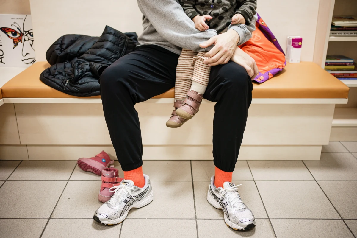 Już 15 dzieci zmarło w ostatnich tygodniach w Wielkiej Brytanii z powodu infekcji rzadką inwazyjną formą paciorkowca grupy A.