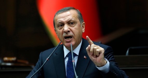 ​W najbliższą niedzielę prezydent Turcji Recep Tayyip Erdogan przeprowadzi rozmowę z Władimirem Putinem; planowana jest też rozmowa z Wołodymirem Zełenskim - poinformowała turecka agencja informacyjna Anadolu.