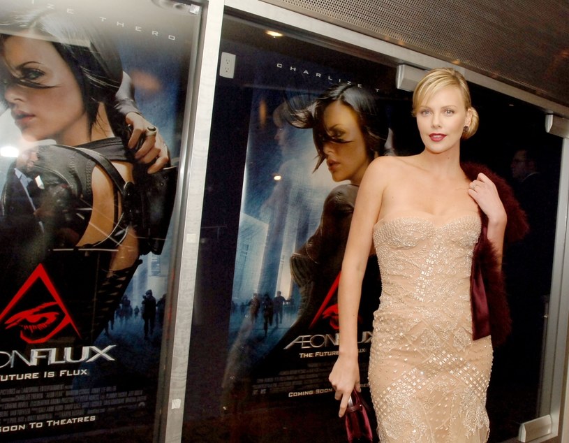 Charlize Theon przyznała w najnowszym wywiadzie, że "wiedziała od samego początku", że jej film "Aeon Flux" z 2005 roku okaże się kinową porażką.
