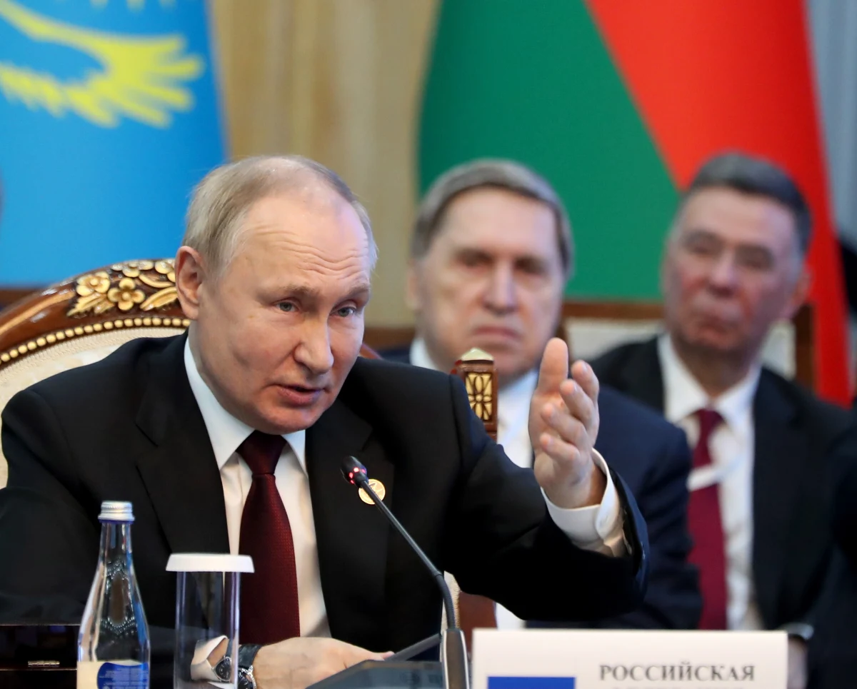 Władimir Putin mówił na konferencji prasowej, że każdy kraj, który zaatakuje Rosję bronią nuklearną, zostanie zmieciony z powierzchni ziemi. Przekazywał także, że specjalna operacja wojskowa (jak propaganda Rosyjska nazywa atak na Ukrainę), przebiega zgodnie z planem. Skomentował także wczorajszą wymianę więźniów pomiędzy USA i Rosją.