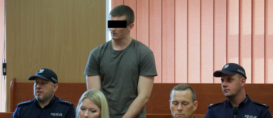 Sąd Okręgowy w Olsztynie uchylił tymczasowe aresztowanie Nikodema C., który jest oskarżony o próbę zabójstwa swojej dziewczyny. Mężczyzna opuści areszt, jeśli sąd odwoławczy nie uwzględni zażalenia prokuratury.