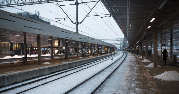 Wyższy komfort podróżowania nowoczesnymi pociągami i więcej połączeń do Warszawy – to najważniejsze nowości dla województwa pomorskiego w nowym rozkładzie PKP Intercity, który wejdzie w życie w niedzielę.