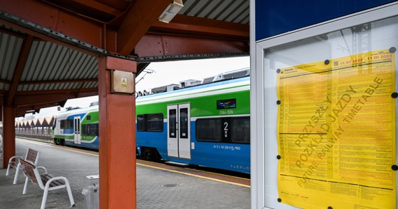 Zwiększenie ilości pociągów z 9 do 19 na linii 25 w relacji Dębica-Mielec oraz uruchomienie nowej pary pociągów na trasie Tarnów-Dębica – to m.in. nowości w rozkładzie jazdy pociągów na Podkarpacie. Nowy rozkład wchodzi w życie w niedzielę.