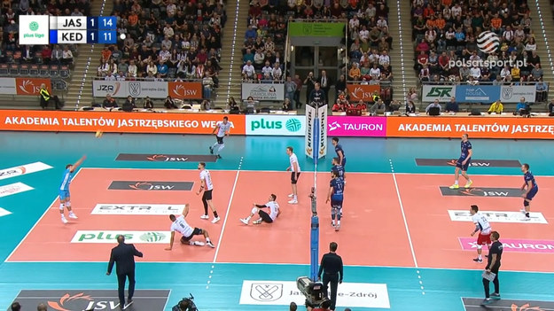 Skrót meczu Jastrzębski Węgiel - Grupa Azoty ZAKSA Kędzierzyn-Koźle 2:3. 

