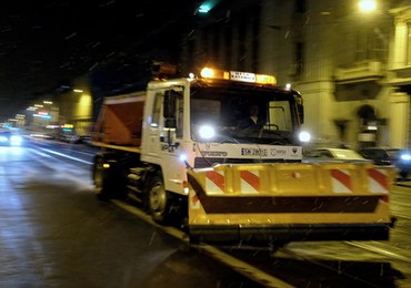 170 posypywarek wyjechało na ulice Warszawy