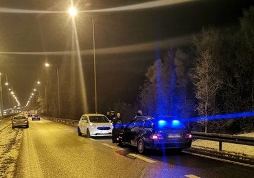 Jechała pod prąd drogą ekspresową. Chciała dotrzeć do centrum handlowego  